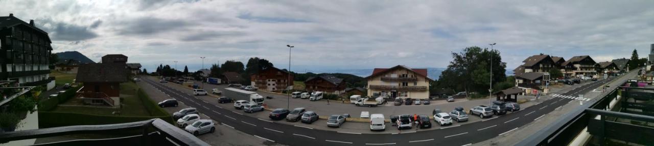 Le 21St Lägenhet Thollon-les-Memises Exteriör bild